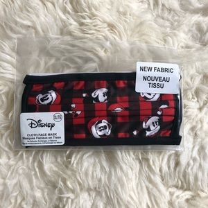 NWT Disney Mickey Holiday Face Mask